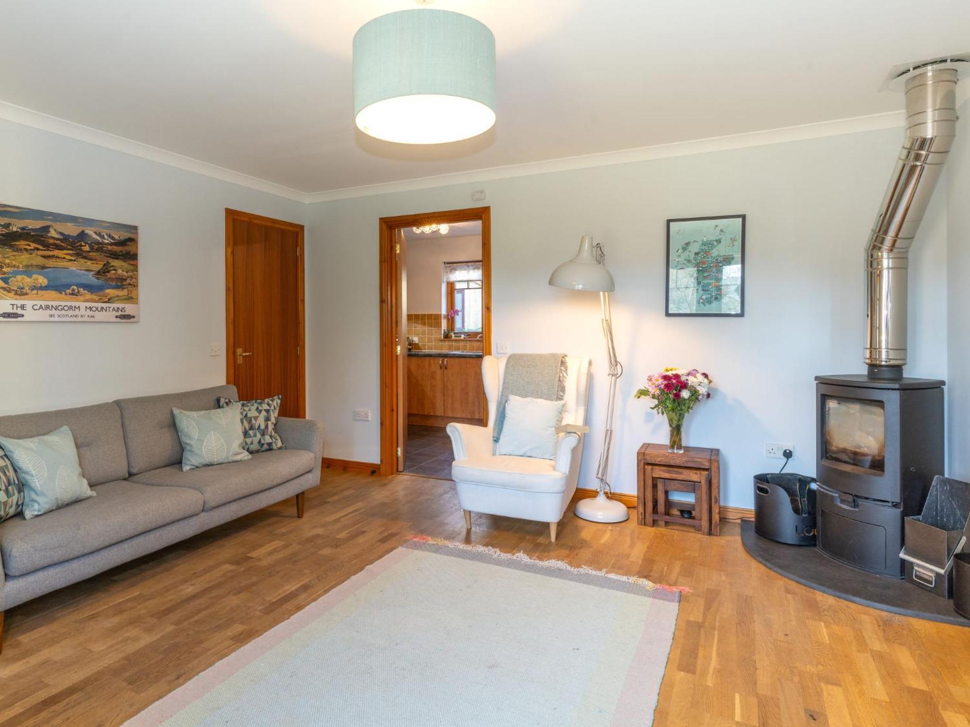 Holiday Home Cosagach Cottage By Interhome Авимор Екстериор снимка